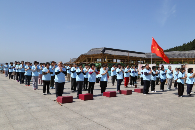 「东林大佛」天津朝拜团参礼江西东林大佛