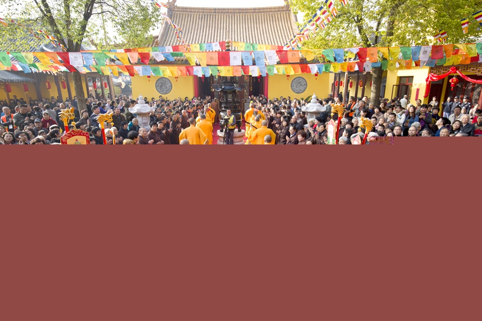 江苏南通福田寺举行智峰法师升座庆典暨毗卢阁三身佛开光法会