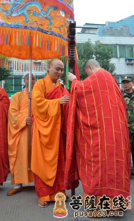 「佛教」法弘法师升座庆典暨绍兴安康寺全堂佛像开光法会取得圆满