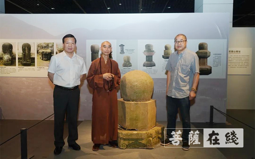 「文物」诚信大和尚赴鄞州区文保中心商讨文物保护事宜 「文物」诚信大和尚赴鄞州区文保中心商讨文物保护事宜