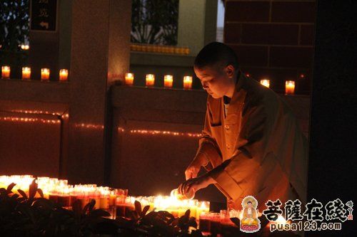 「佛教」广东梅州千佛塔寺隆重举行四众万灯迎立春法会