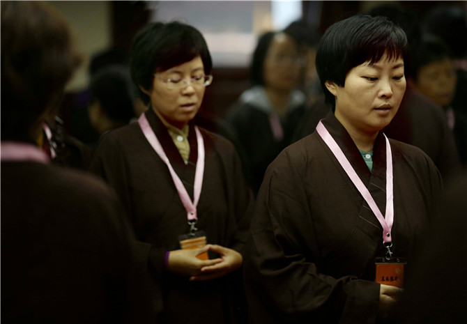 「佛教」佛七组图:一句弥陀 作大舟 「佛教」佛七组图:一句弥陀 作大舟