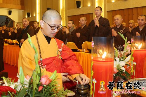 「普陀山」中国佛学院普陀山学院第五届弥陀法会 缅怀妙善老和尚示寂十六载