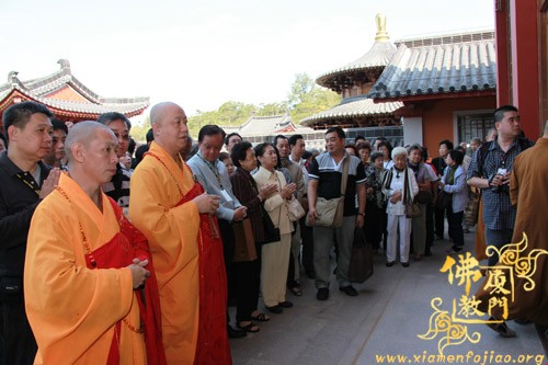 「佛教」新加坡佛教总会副主席法照大和尚一行在太平岩寺举行斋僧植福法会