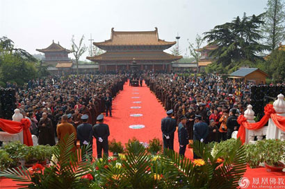 「佛教」万人瞻礼佛舍利！汶上宝相寺礼赞佛陀大典盛况空前