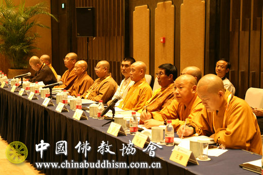「佛教」中国佛教协会会长会议在江苏无锡召开