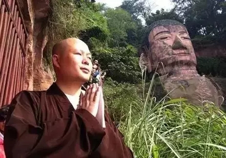 「放生仪轨」他曾是高薪白领IT男，出家后，发起独特弘法方式，惠人无数