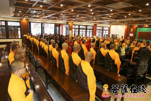 「水陆法会」珠海普陀寺举行2016年水陆法会熏坛洒净仪式