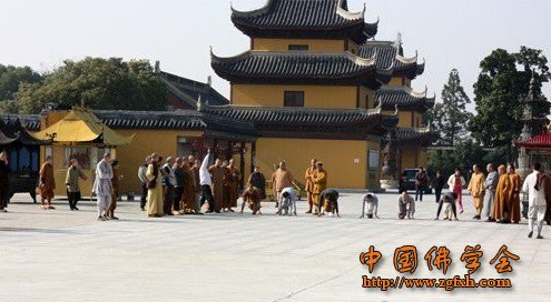 「佛教」上海崇明县佛教协会隆重举行第一届运动会