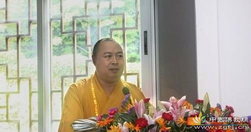 「佛教」广东弘法寺佛学院举行了2012年秋季开学典礼