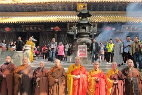 「佛教」福臻老和尚上供法会在浙江普陀山普济禅寺祖堂举行 「佛教」福臻老和尚上供法会在浙江普陀山普济禅寺祖堂举行