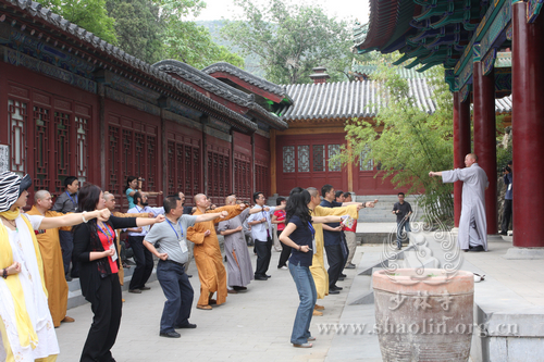 「禅宗」中国禅宗祖庭巡礼参访团开幕式在嵩山少林寺举行