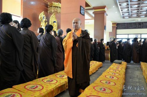 「佛教」江西东林祖庭5月份一昼夜经行法会圆满结束
