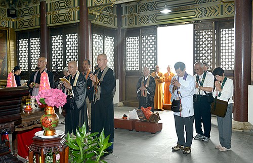 「普陀山」浙江普陀山道慈会长接待日本中国观音灵场会米田会长一行