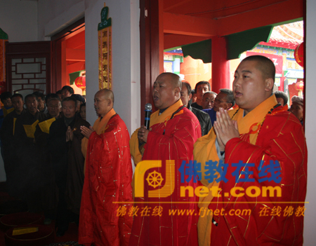 「佛像」陕西安塞弘法禅寺举行西方三圣佛像开光法会 「佛像」陕西安塞弘法禅寺举行西方三圣佛像开光法会