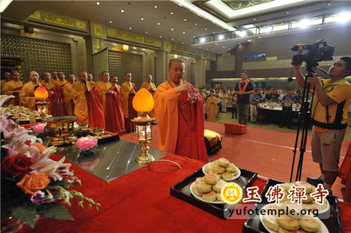 「佛教」上海玉佛禅寺举行观音菩萨成道纪念系列活动并举行慈善捐赠仪式