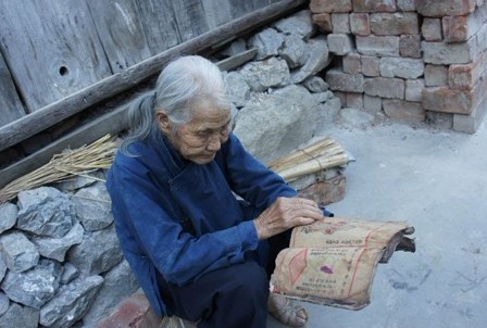 「佛教」广西乐业发现80多卷佛教道教经书，北宋时期流传至今