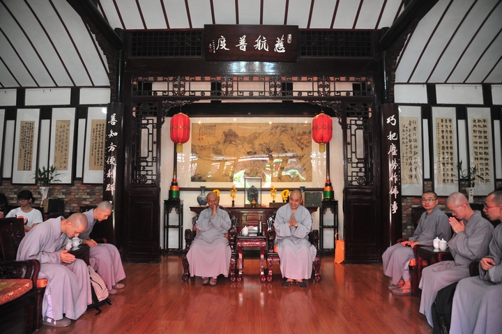 「法鼓山」台湾法鼓山果品法师一行参访成都文殊院