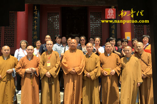 「佛教」福建]厦门虎溪岩寺组团赴河南、西安等佛教圣地参学朝圣
