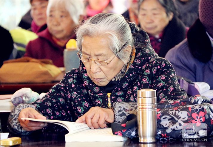 「佛教」深入浅出 广布法雨——上崇下化大和尚续讲《妙法莲华经》