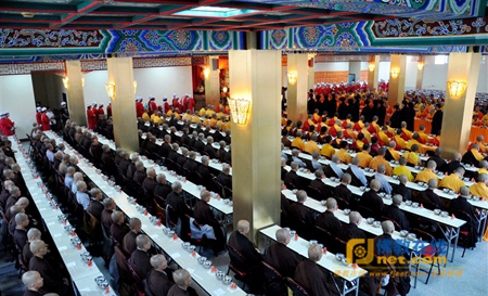 「佛教」第四届祈祷世界和平供佛斋僧大会于辽宁朝阳佑顺寺举行