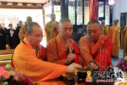 「佛教」上海沉香阁举行应慈长老圆寂五十周年祭传供法会