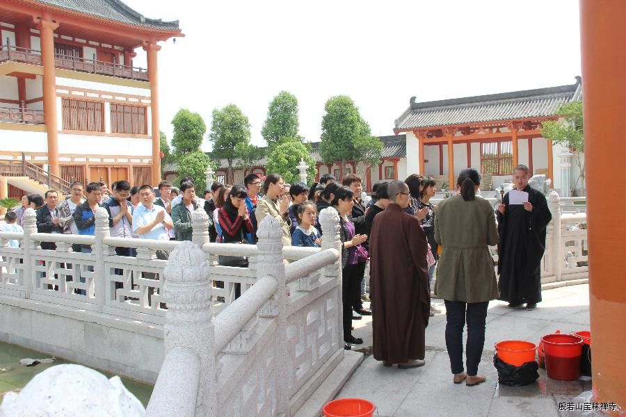 江苏常州宝林禅寺举行