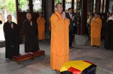 「中国佛教」台湾“中国佛教会”副理事长一行参访浙江七塔禅寺