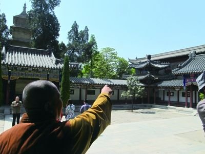 「兴教寺」兴教寺宽树法师称塔佛法僧四位一体 不可分离