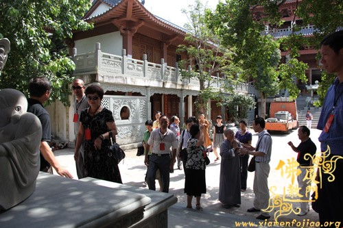 「佛教」思明区政协台港澳侨联络委组织委员视察区重点寺院进明寺 「佛教」思明区政协台港澳侨联络委组织委员视察区重点寺院进明寺