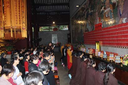 「佛教」广州大佛寺“药师宝忏”圆满结束 僧俗大众共修拜忏法会