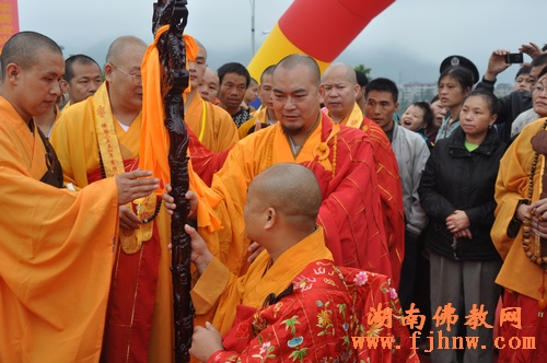 「佛教」资兴市寿佛寺演明大和尚升座庆典法会 「佛教」资兴市寿佛寺演明大和尚升座庆典法会