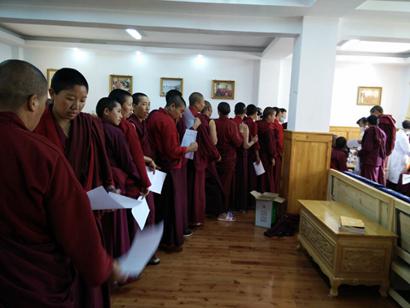 「佛教」云南佛教协会为尼众寺院举行慈善义诊并发放爱心物资