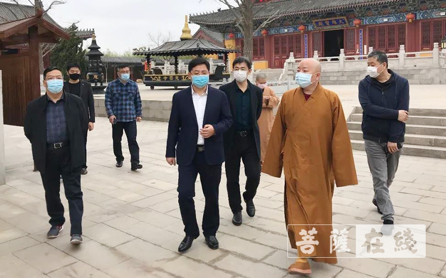 「疫情」胶州市委统战部领导检查指导慈云寺疫情防控工作 「疫情」胶州市委统战部领导检查指导慈云寺疫情防控工作