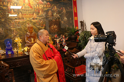 「少林寺」佛祖成道日河南嵩山少林寺普施佛粥 传递佛陀慈悲