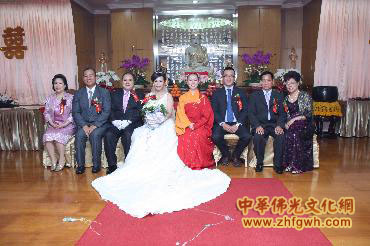 「婚礼」台湾大慈社举办佛化婚礼