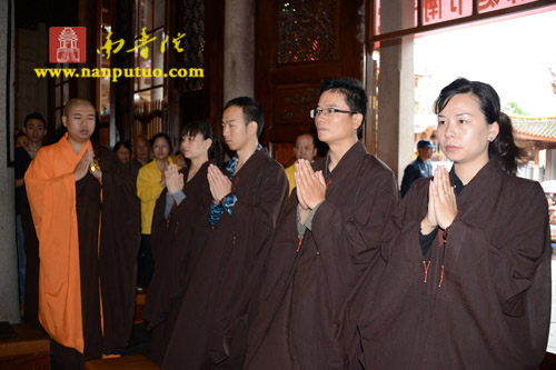 「南普陀寺」福建厦门南普陀寺隆重举行“千人皈依”法会 「南普陀寺」福建厦门南普陀寺隆重举行“千人皈依”法会