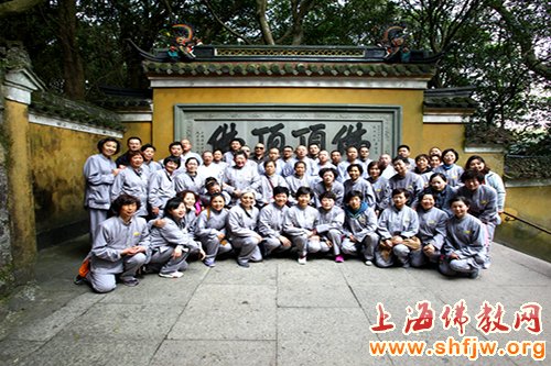 「普陀山」上海大圆通寺慧莲法师行脚一行朝圣普陀山圆满