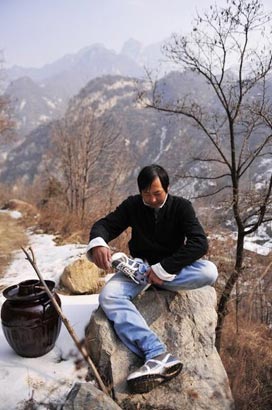 「终南山」终南山千年隐居生活真相 驴友观光影响隐士修行