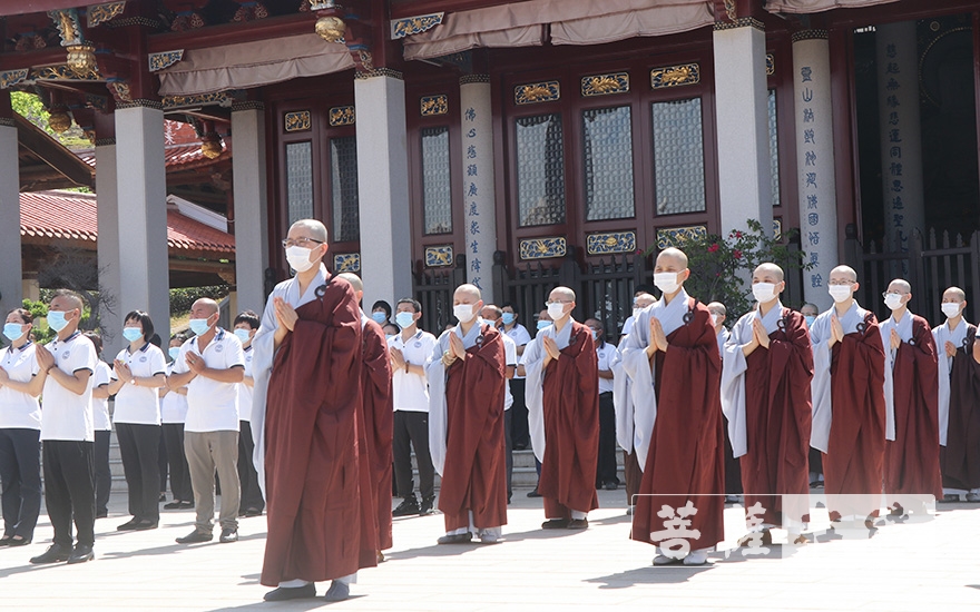 「佛教」晋江南天禅寺有序恢复开放首日举行升国旗仪式 「佛教」晋江南天禅寺有序恢复开放首日举行升国旗仪式