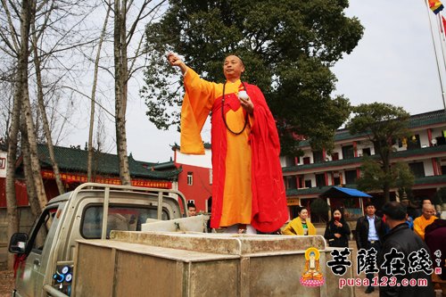 「法华寺」湖南湘阴县佛协丁酉元宵节供灯放生祈福活动于法华寺举行