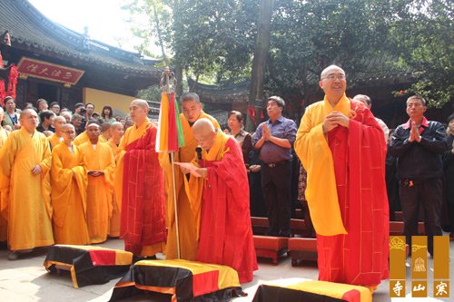 「寒山寺」江苏苏州寒山寺举行罗汉堂上梁法会
