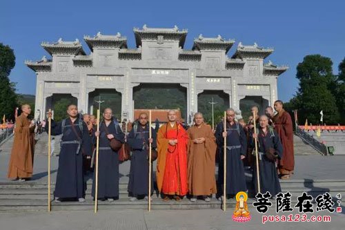「普陀山」普陀山普济禅寺举行祈福法会暨毗卢观音仪式