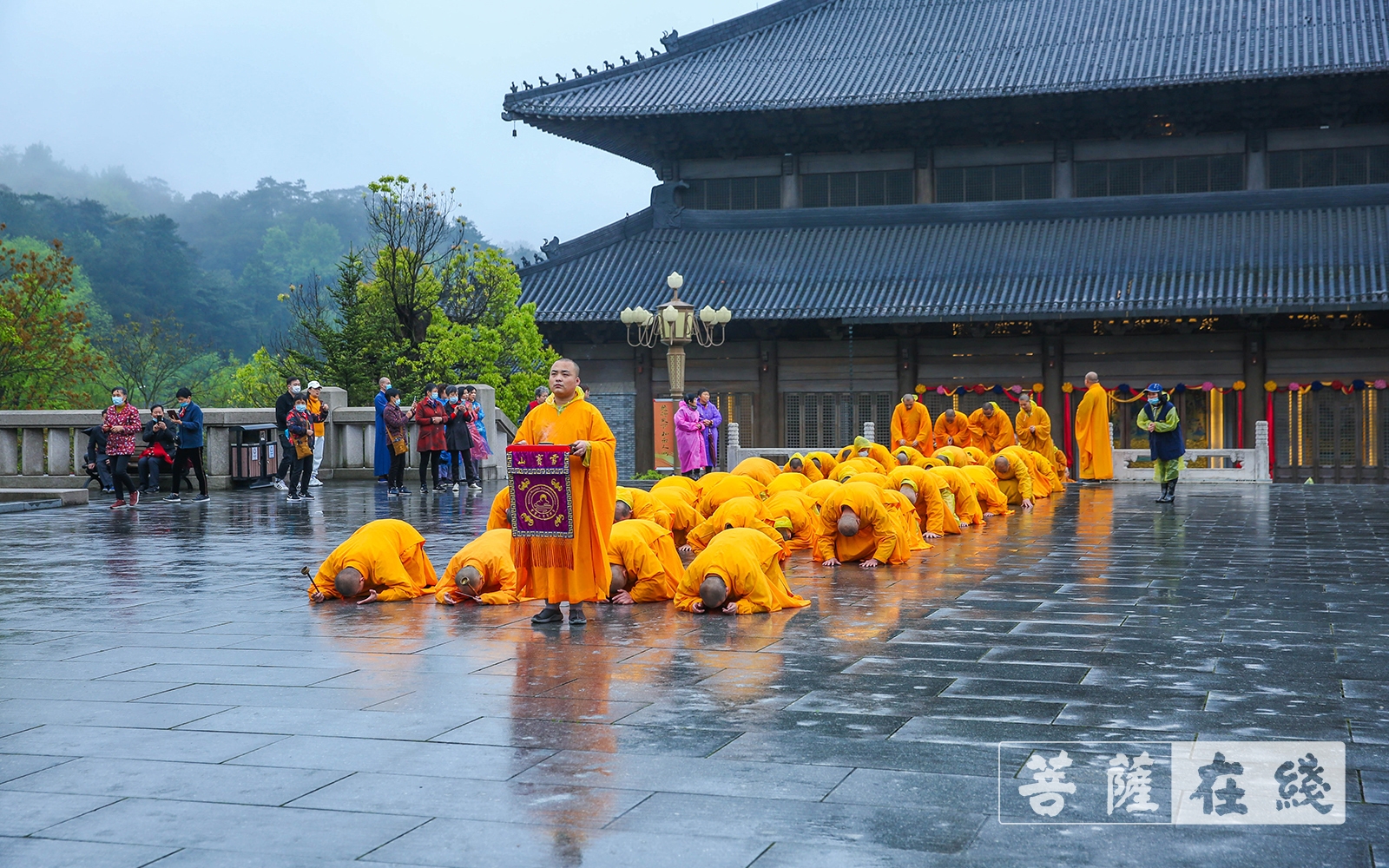 「雪窦山」奉化雪窦山举行第十二届“三月三”弥勒香会系列活动 「雪窦山」奉化雪窦山举行第十二届“三月三”弥勒香会系列活动