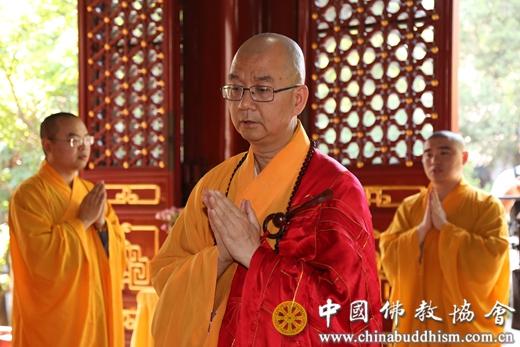 「毕业晚会」中国佛学院隆重举行2017届本科班毕业典礼