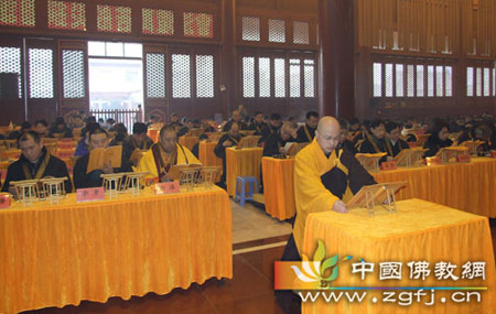 「佛教」柏林禅寺举行第六届护国镇灾般若万灯法会