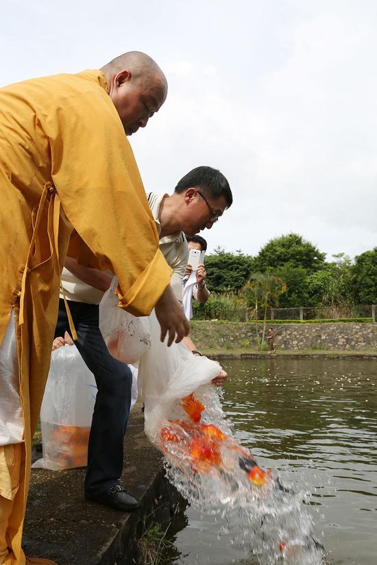 「弘法寺」广东弘法寺举行“七一”消灾祈福法会祈求国泰民安