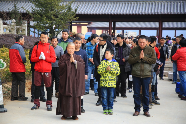 「东林大佛」武汉居士团朝拜江西九江东林大佛