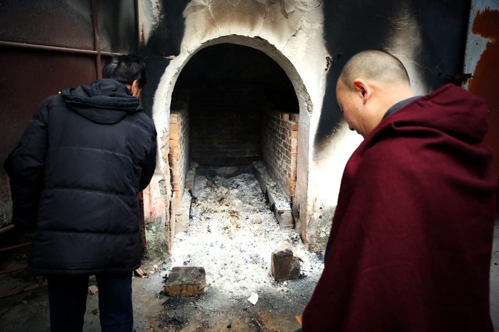 「传喜法师」慈母恩娑婆苦 圣佛悲愿莲池会——传喜法师送母生西金银舍利显母德 「传喜法师」慈母恩娑婆苦 圣佛悲愿莲池会——传喜法师送母生西金银舍利显母德