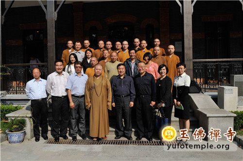 「佛教」上海戏剧学院玉佛禅寺梵乐团法师进修班开学典礼